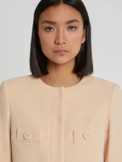 PAULE KA Veste Courte à Boutons En Laine Vierge -PAULE KA Boutique paule ka 21H030 V001 407 2 scaled