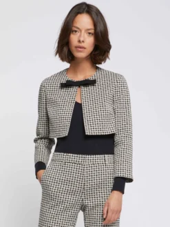 PAULE KA Veste Boléro à Nœud En Jacquard Imprimé Pâquerettes -PAULE KA Boutique paule ka 21H155 V004 9910 3 scaled