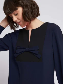 PAULE KA Robe Courte à Nœuds En Crêpe Envers Satin -PAULE KA Boutique paule ka 21H180 R026 7099 2 scaled