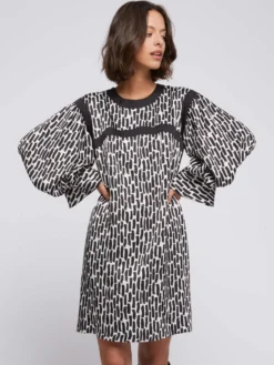 PAULE KA Robe Imprimé Coups De Pinceau En Viscose 7 PAULE KA Robe Imprimé Coups De Pinceau En Viscose -PAULE KA Boutique paule ka 21H191 R081 0299 3 scaled