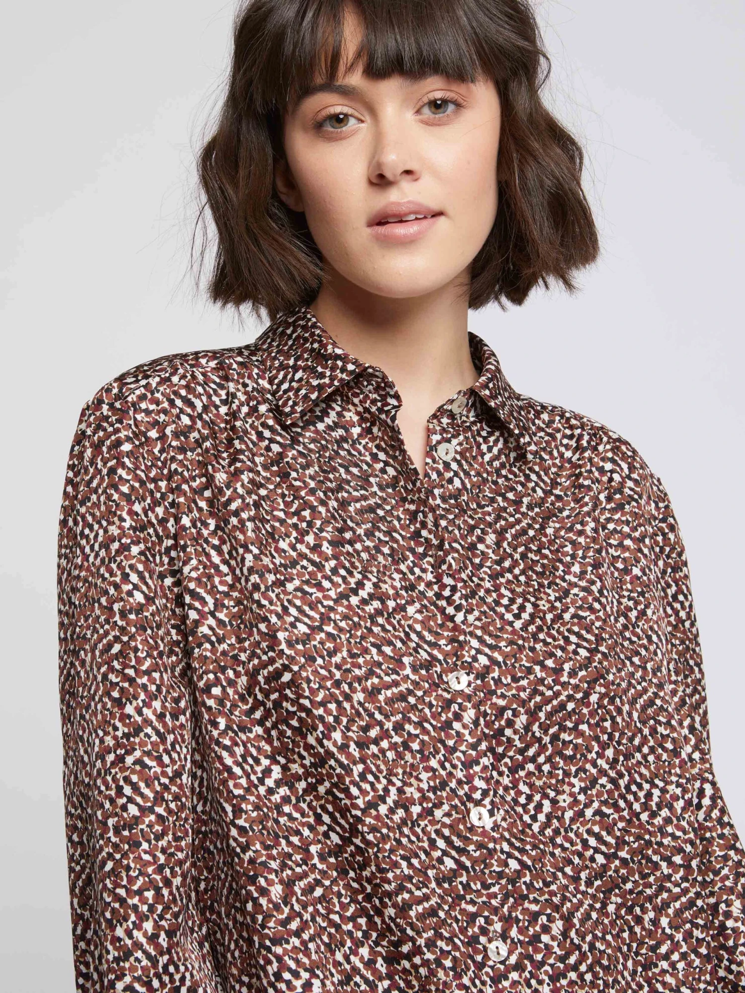 PAULE KA Chemisier En Soie Imprimé Reptile 2 PAULE KA Chemisier En Soie Imprimé Reptile – Image 2