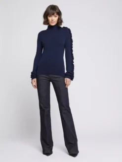 PAULE KA Pull Col Roulé à Volants En Laine Mérinos 15 PAULE KA Pull Col Roulé à Volants En Laine Mérinos -PAULE KA Boutique paule ka 21H401 PU401 699 1 scaled