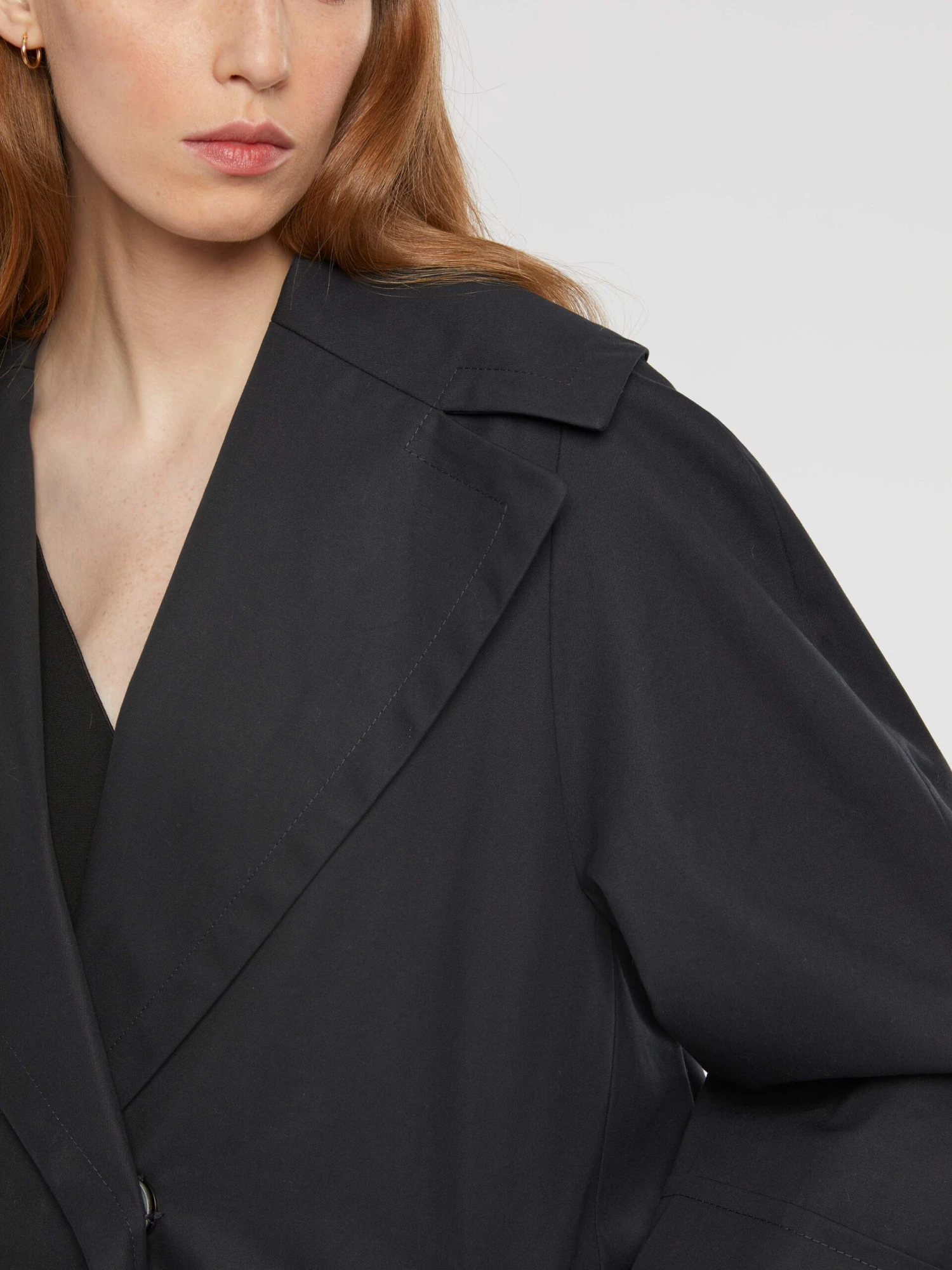 PAULE KA Manteau Coupe Imperméable à Grand Col 2 PAULE KA Manteau Coupe Imperméable à Grand Col – Image 2