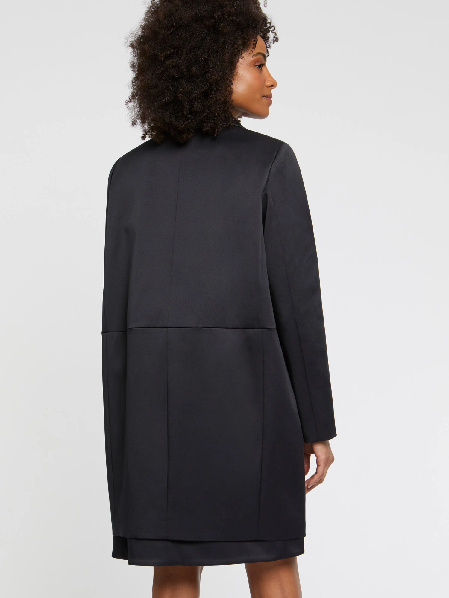 PAULE KA Manteau Droit En Satin Duchesse 4 PAULE KA Manteau Droit En Satin Duchesse – Image 4