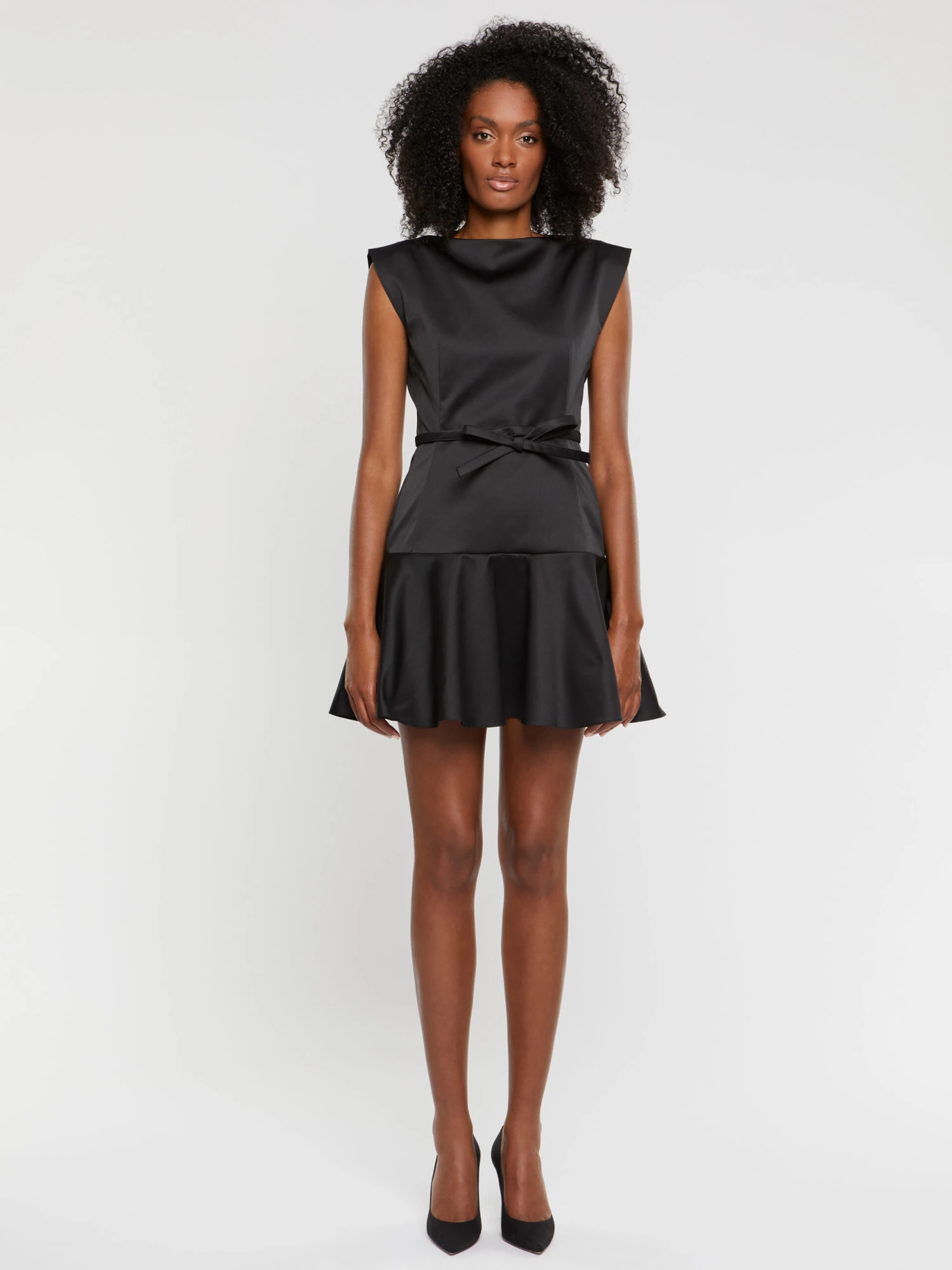 PAULE KA Robe Courte à Nœud En Satin Duchesse 5 PAULE KA Robe Courte à Nœud En Satin Duchesse – Image 5