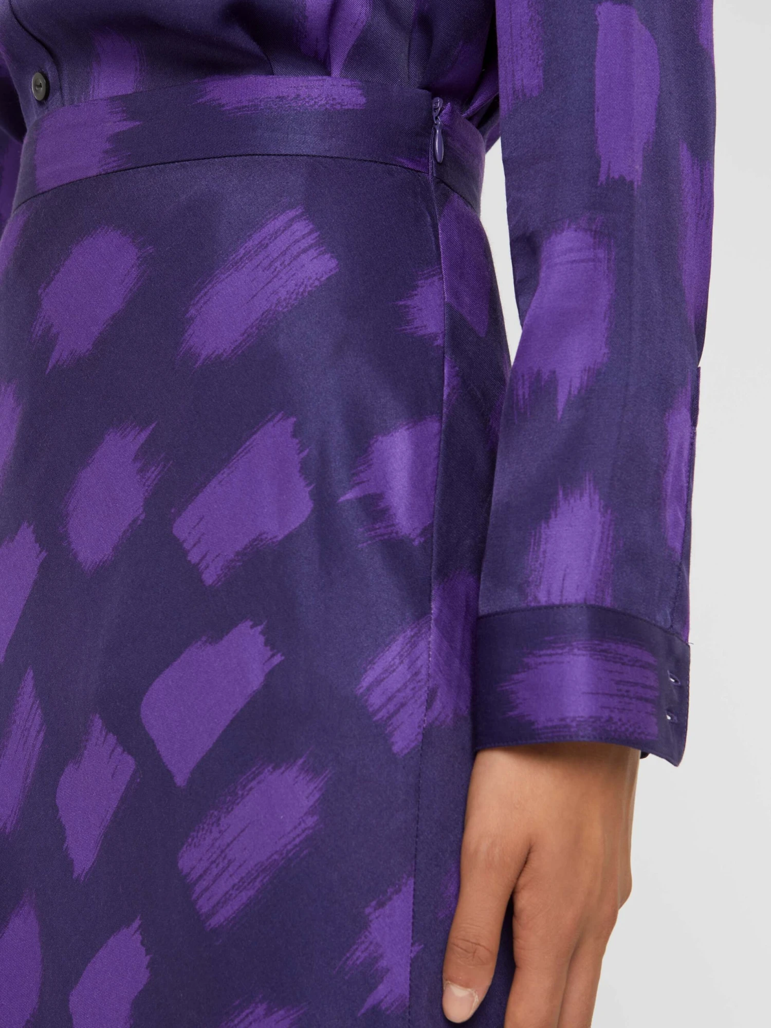 PAULE KA Jupe Mi-longue En Viscose Imprimé Tacheté 2 PAULE KA Jupe Mi-longue En Viscose Imprimé Tacheté – Image 2