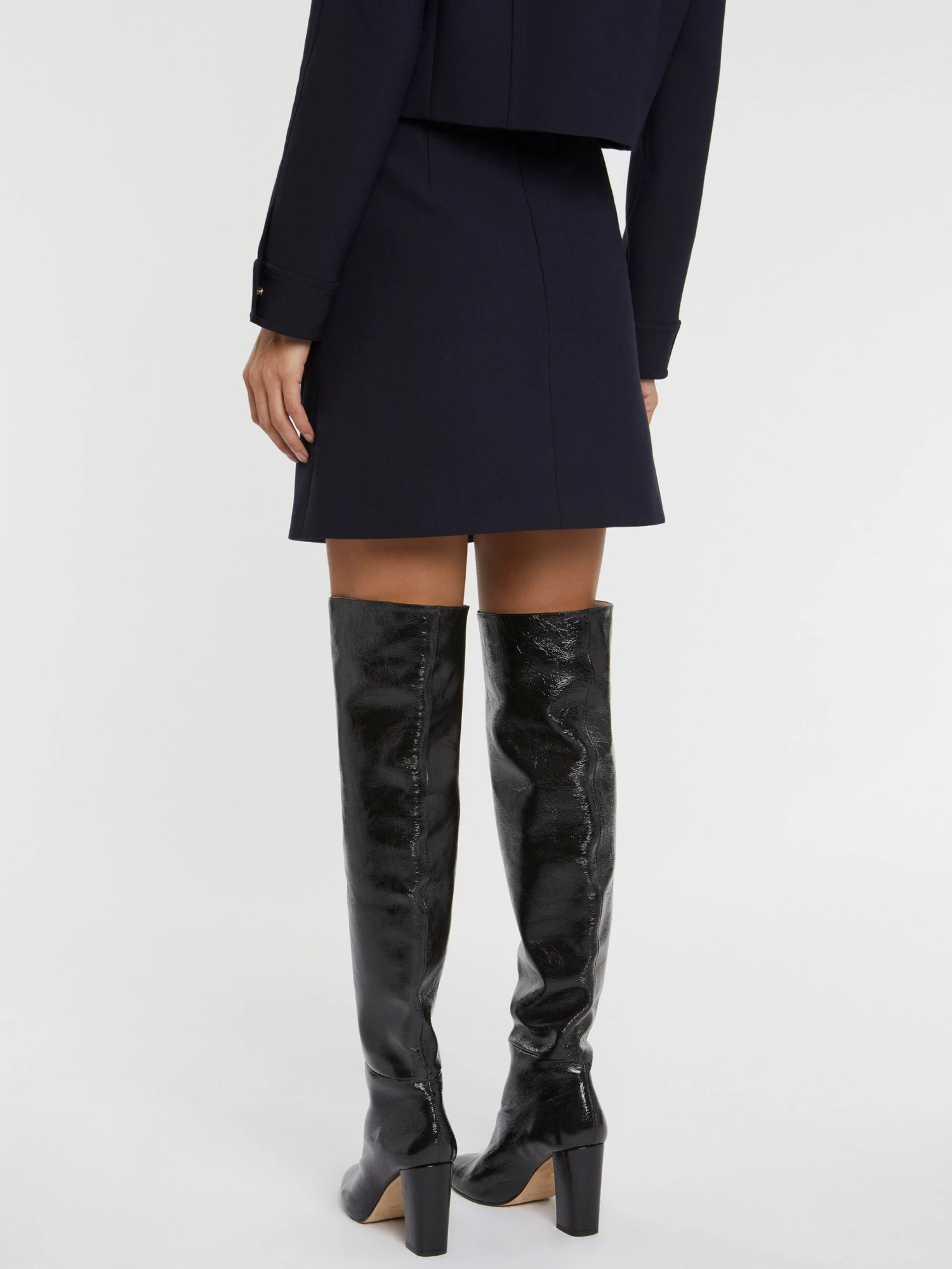 PAULE KA Mini-jupe Boutonnée Devant 4 PAULE KA Mini-jupe Boutonnée Devant – Image 4