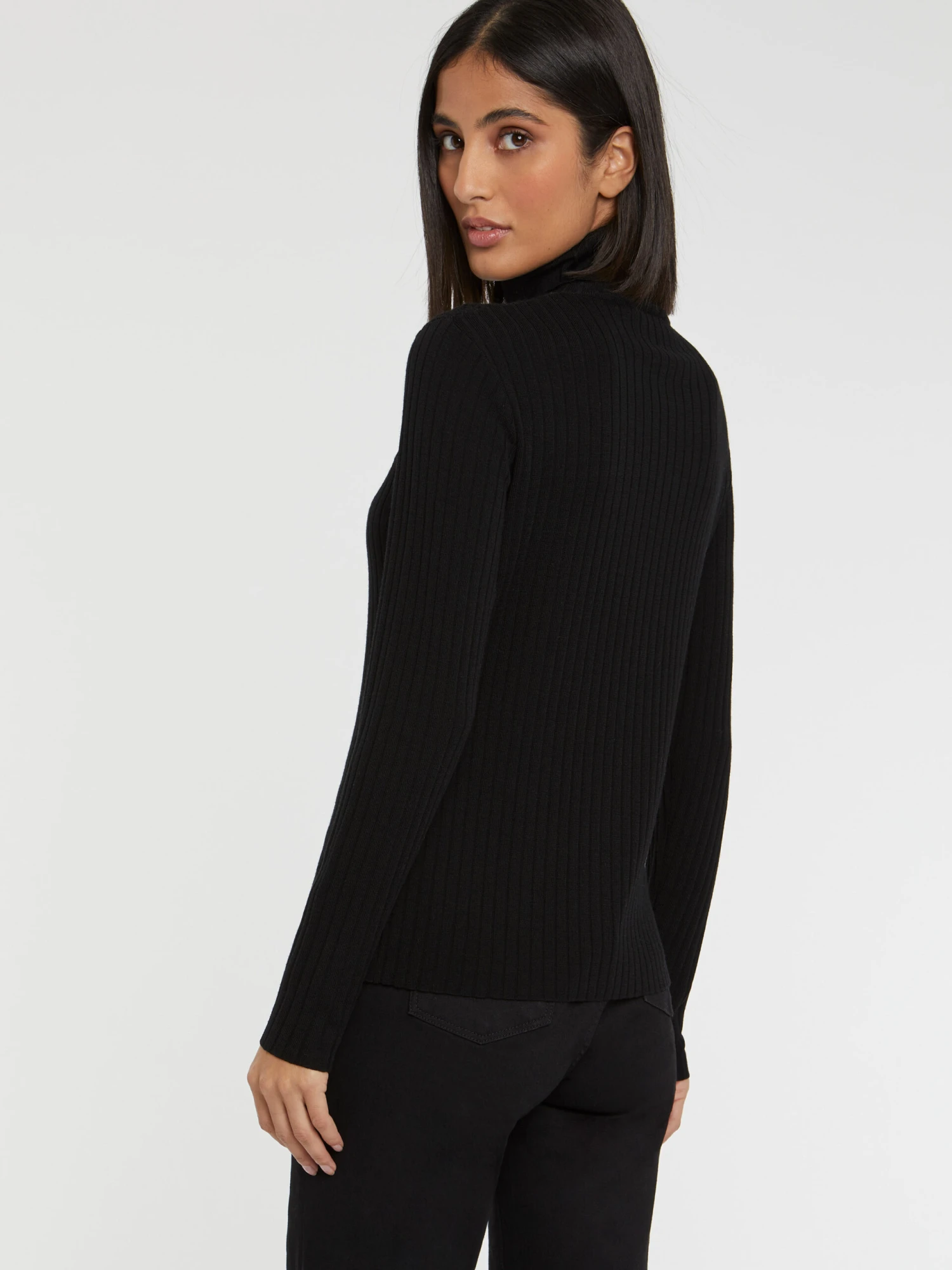 PAULE KA Pull Col Roulé En Laine En Maille Côtelée 4 PAULE KA Pull Col Roulé En Laine En Maille Côtelée – Image 4